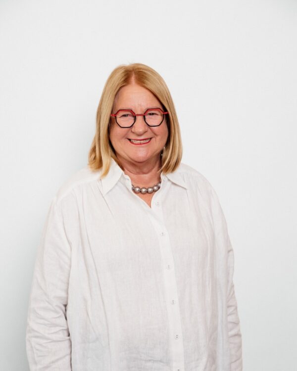 Jenny Lever