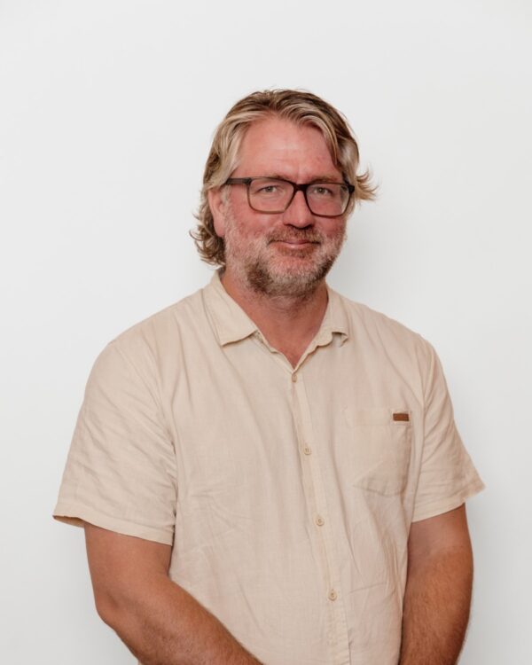Simon Jones